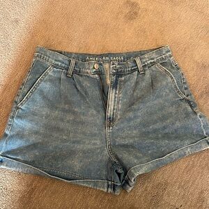 American Eagle Denim Mom Short